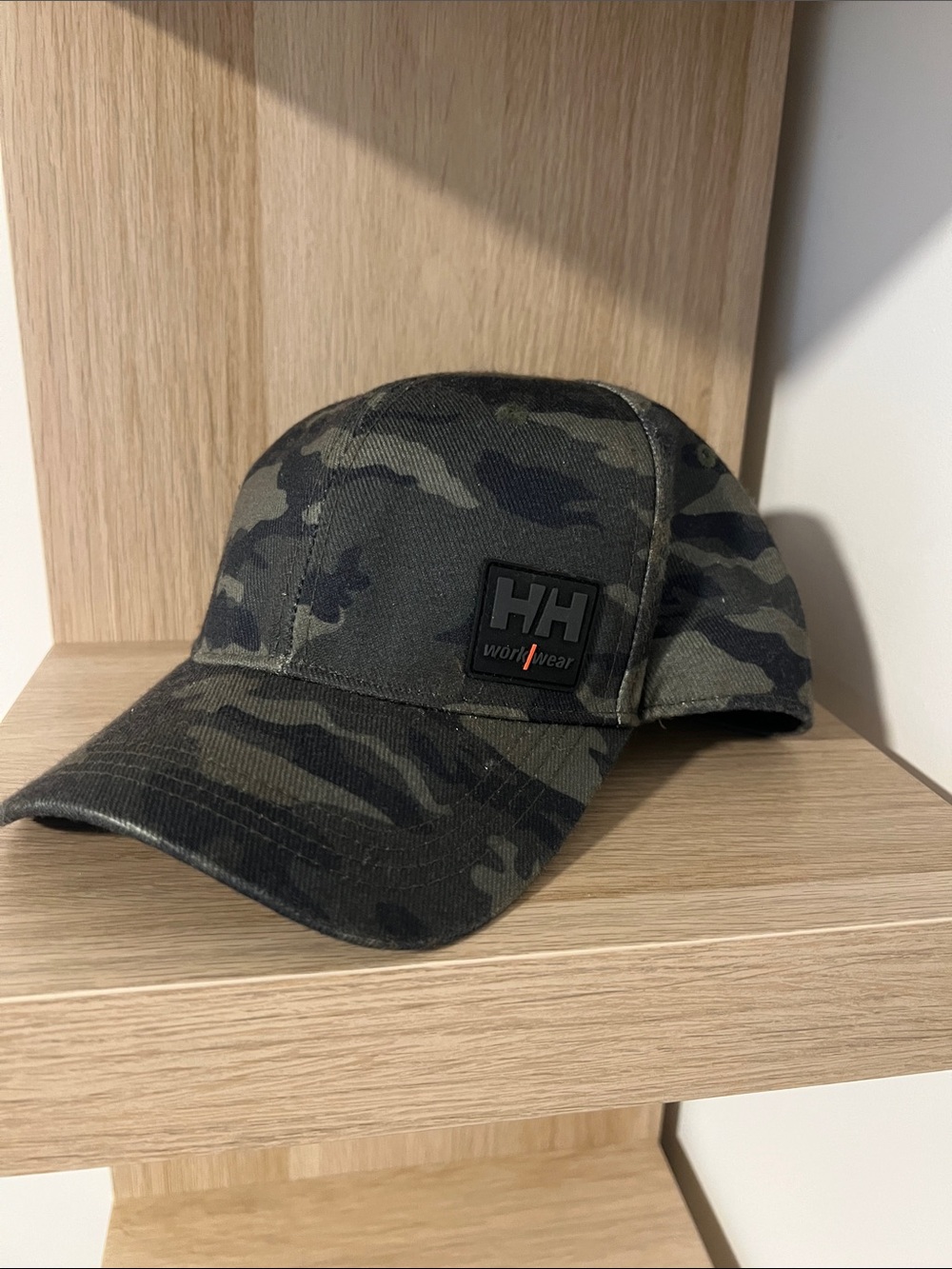 Helly hansen hat